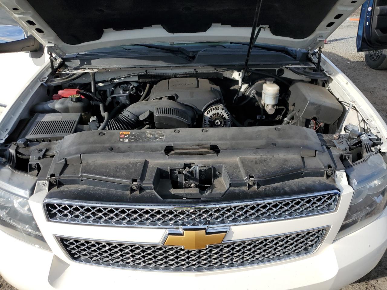 2012 Chevrolet Avalanche - Image 11