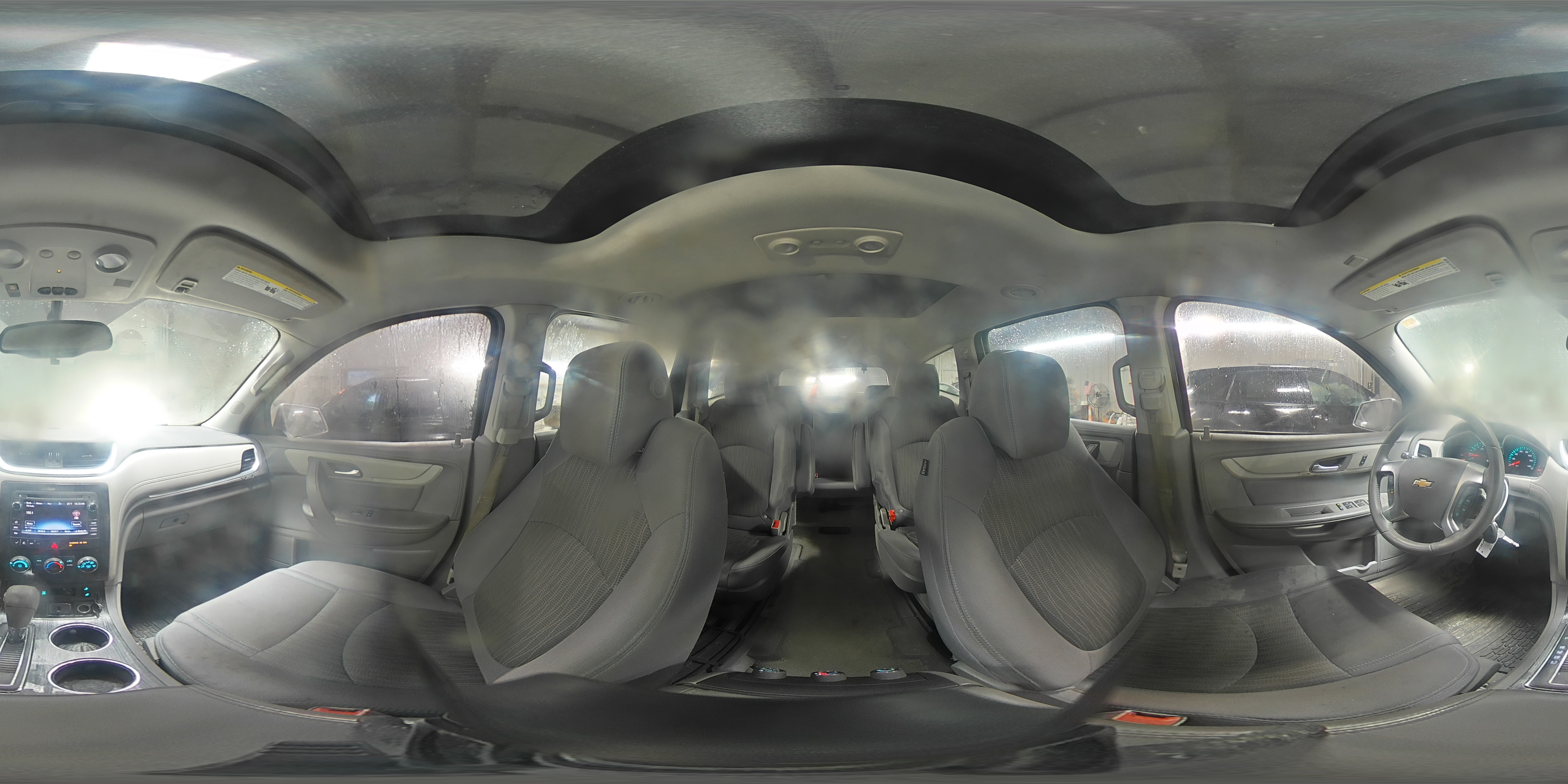 2015 Chevrolet Traverse - Image 14