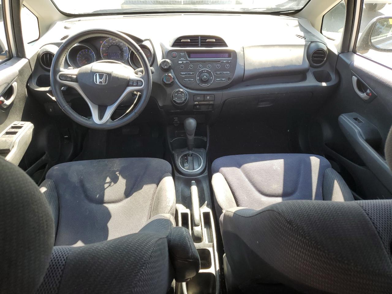 2013 Honda Fit - Image 8