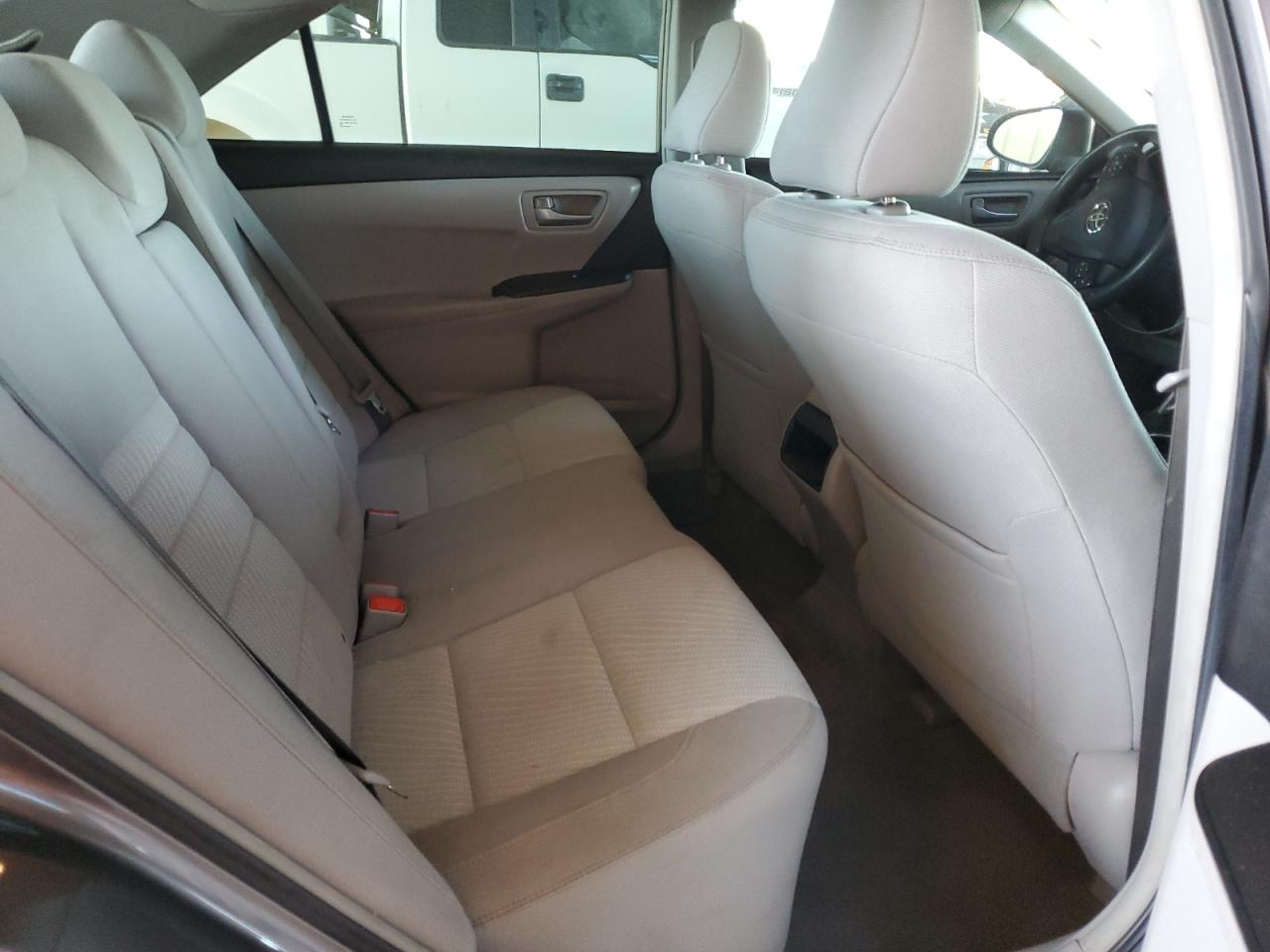 2017 Toyota Camry - Image 10