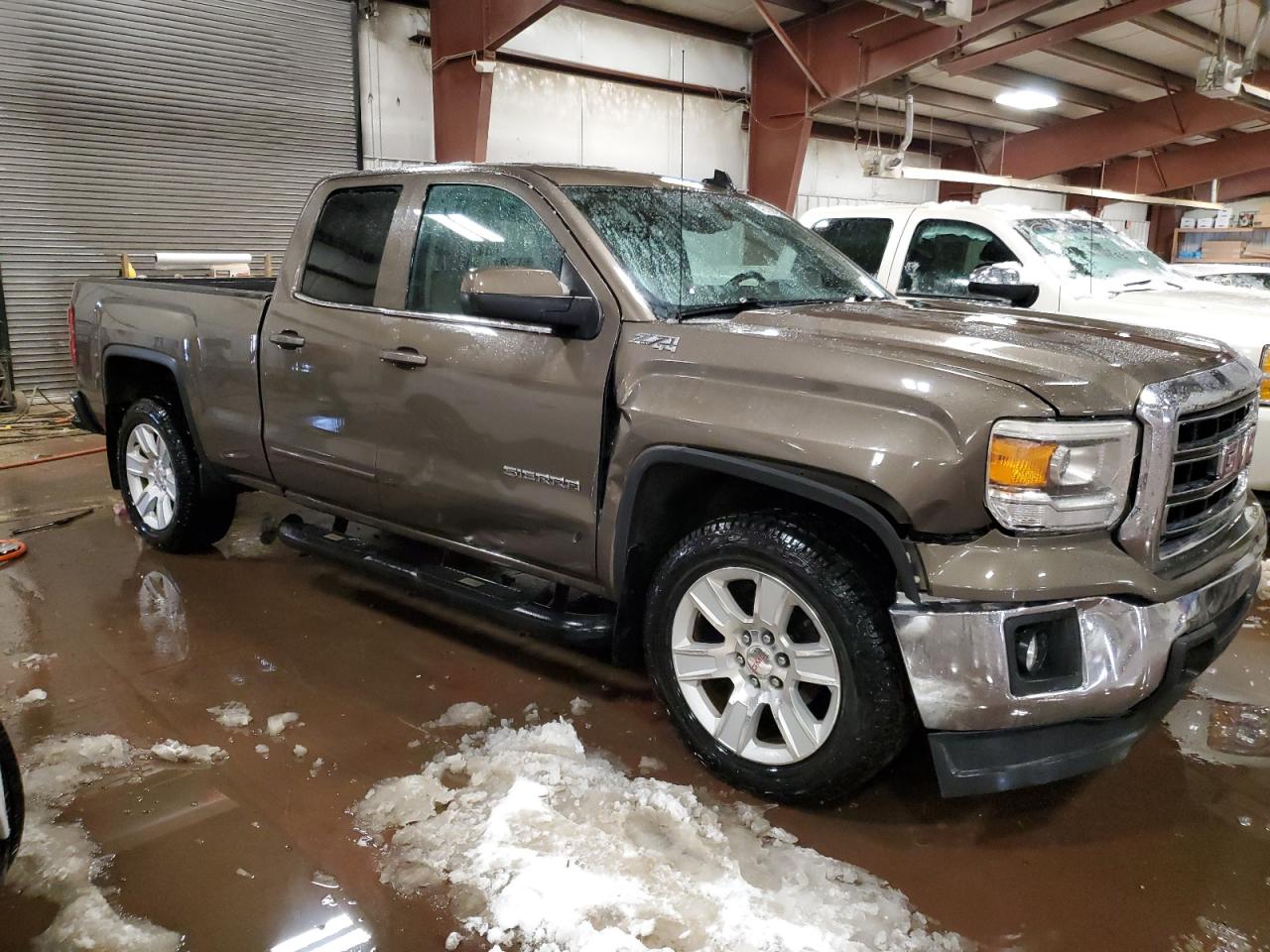 2015 GMC Sierra - Image 4
