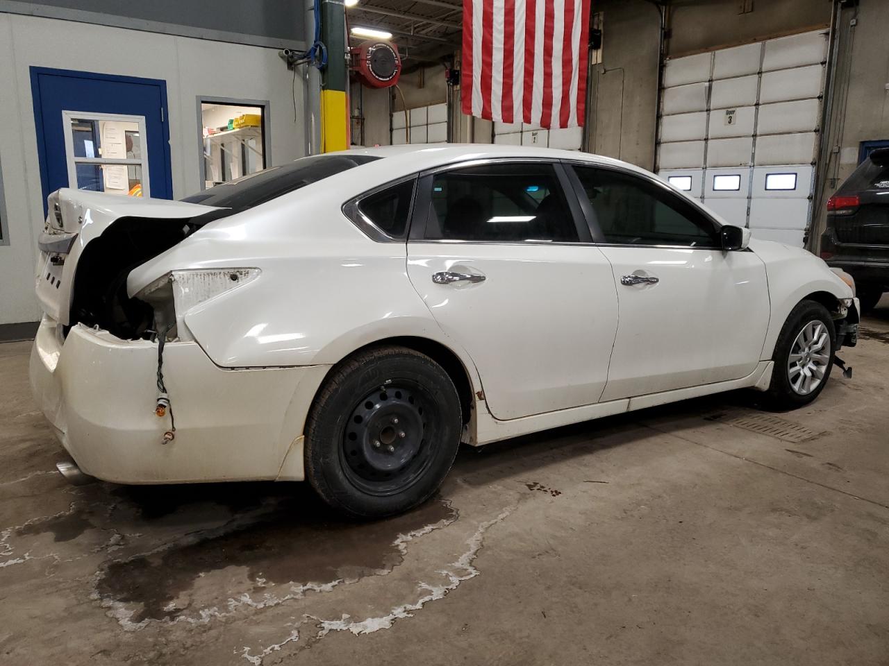 2015 Nissan Altima - Image 3