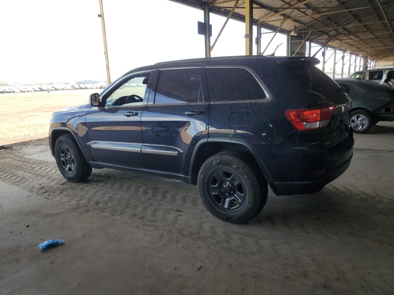 2013 Jeep Grand Cherokee - Image 2