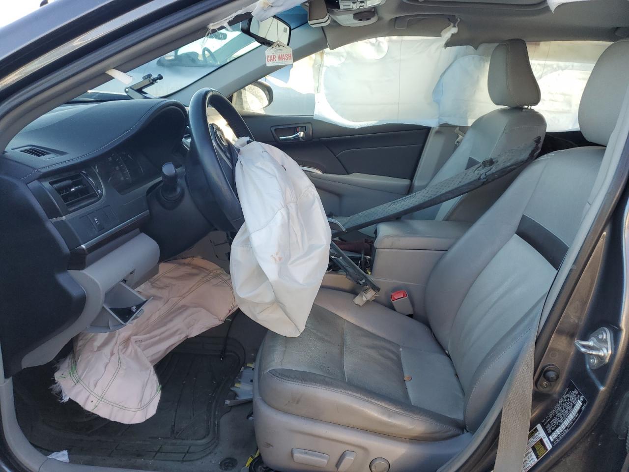 2014 Toyota Camry - Image 7