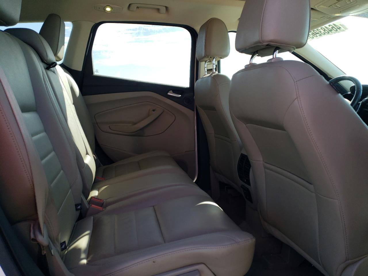 2016 Ford Escape - Image 11