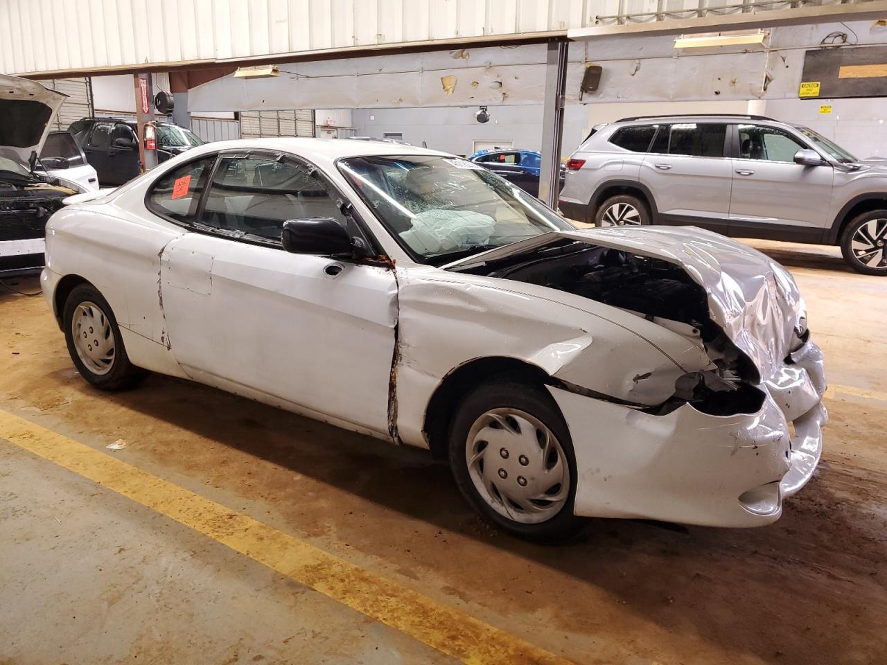 1997 Hyundai Tiburon - Image 4
