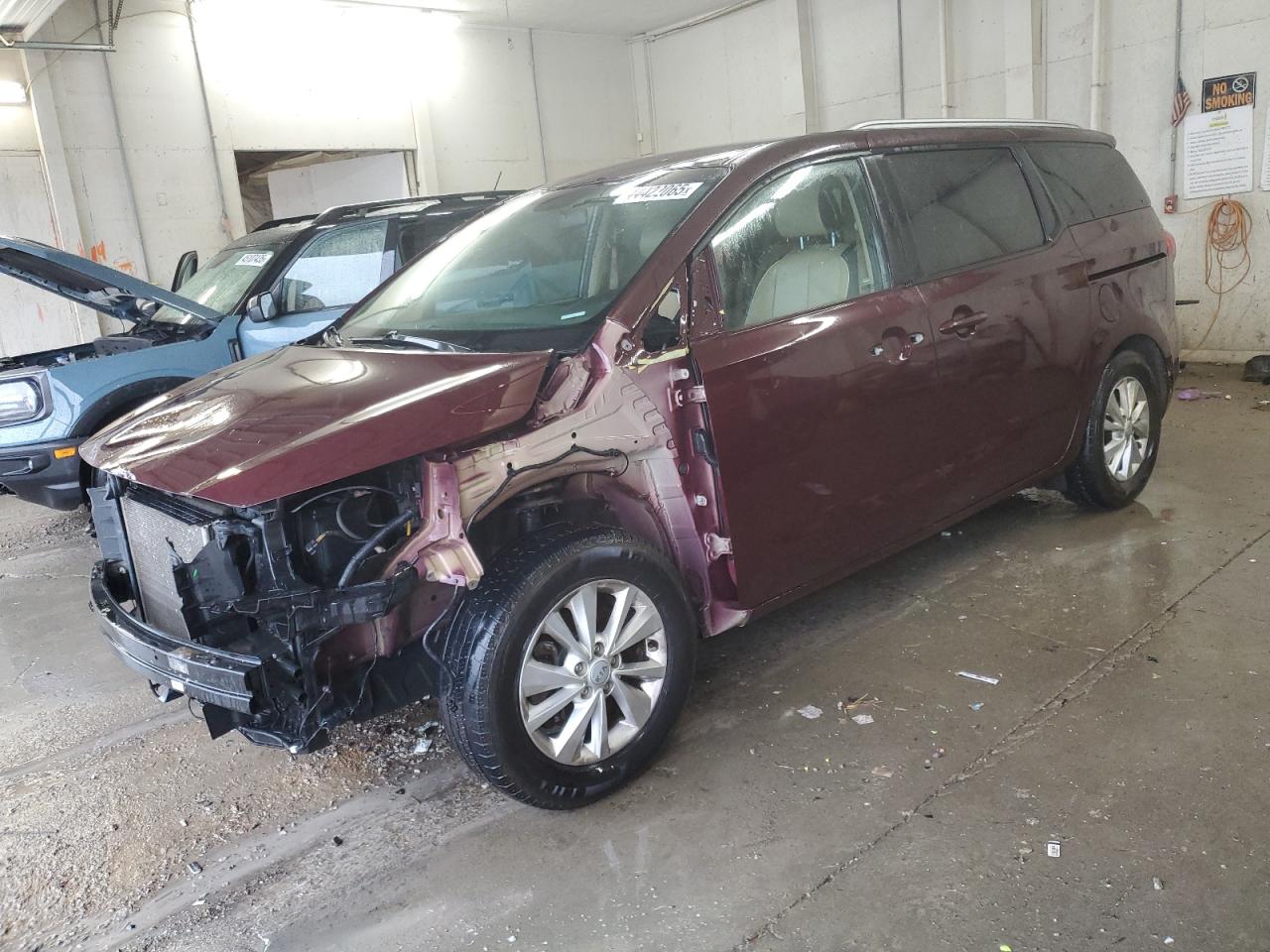 2017 Kia Sedona - Image 1