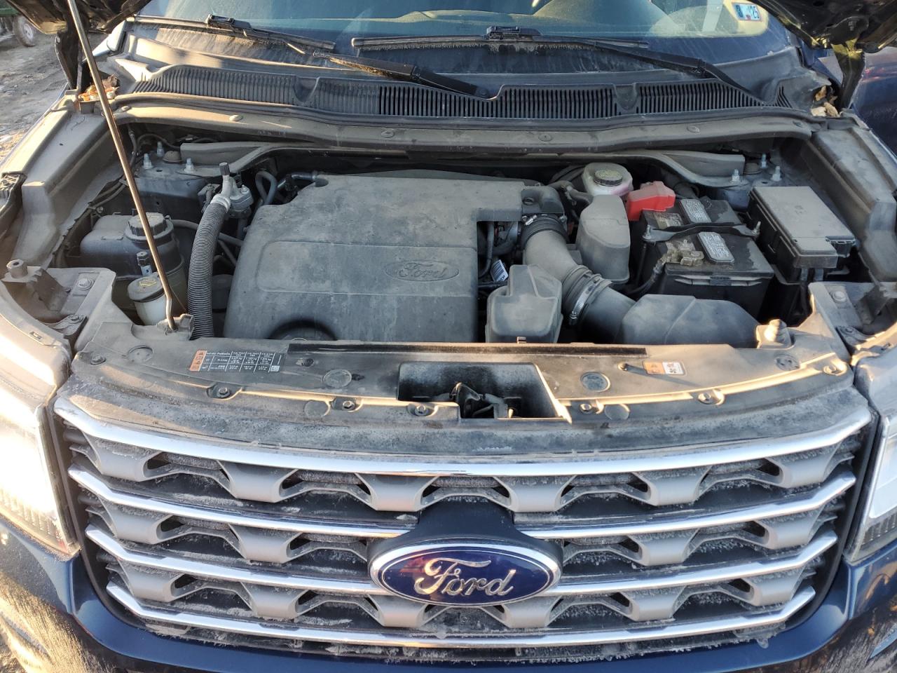 2017 Ford Explorer - Image 12
