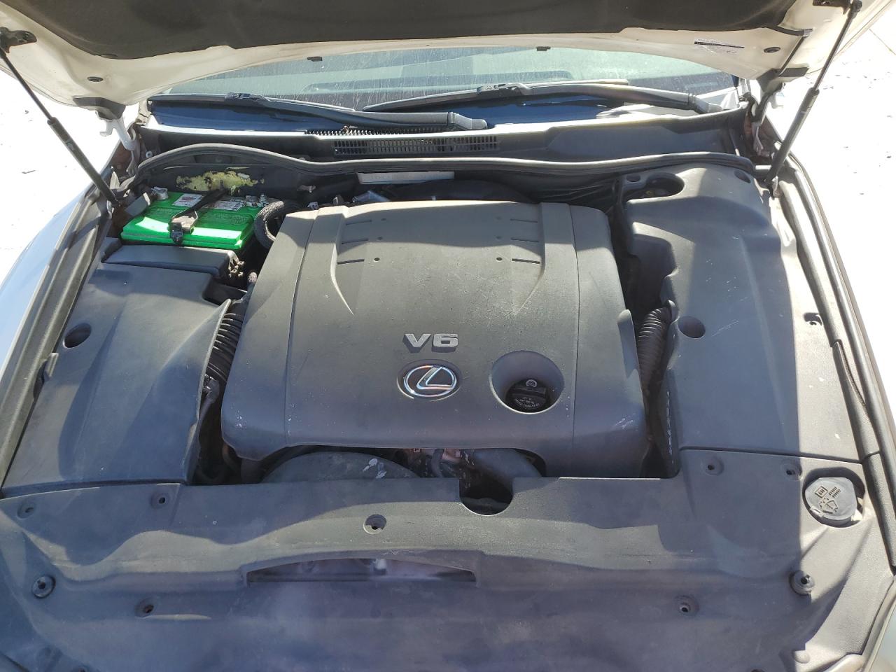 2006 Lexus IS - Image 11