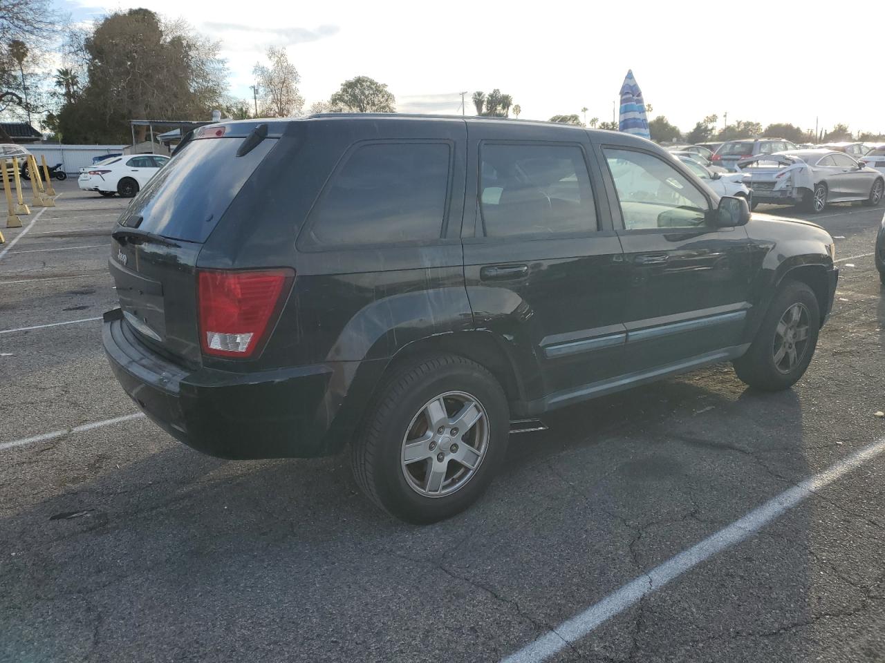 2007 Jeep Grand Cherokee - Image 3