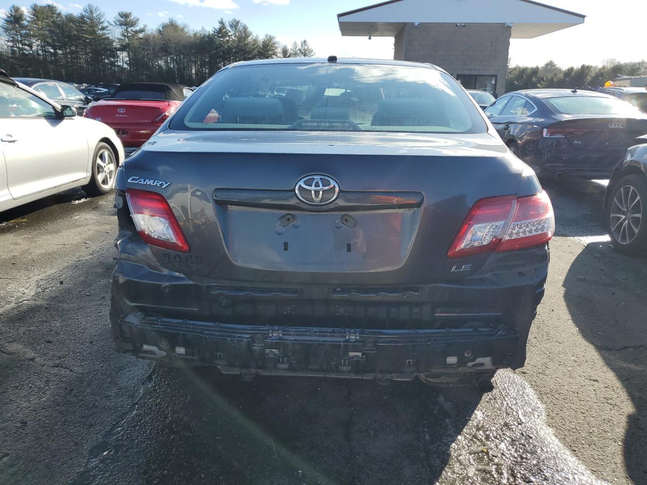 2010 Toyota Camry - Image 6