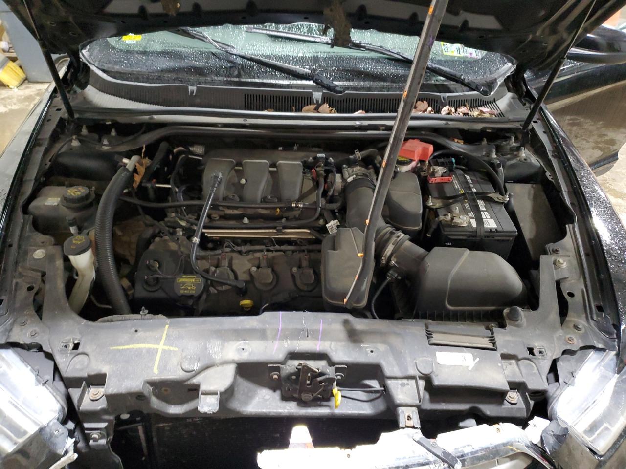 2013 Ford Taurus - Image 11
