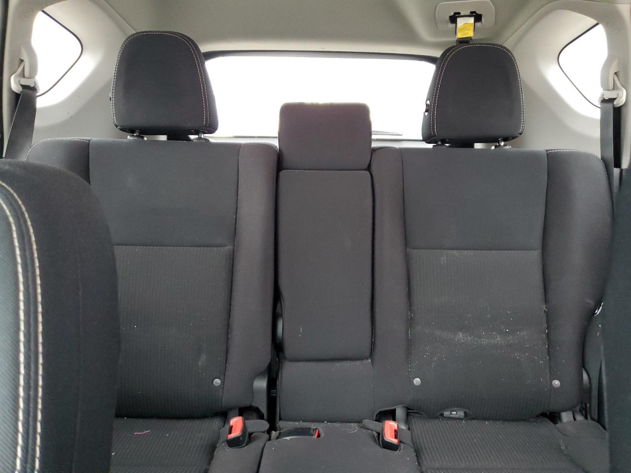 2015 Toyota RAV 4 - Image 10
