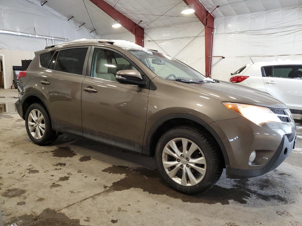 2015 Toyota RAV 4 - Image 4