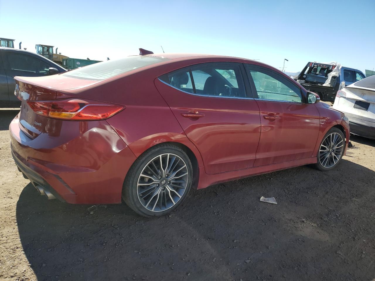 2018 Hyundai Elantra - Image 3