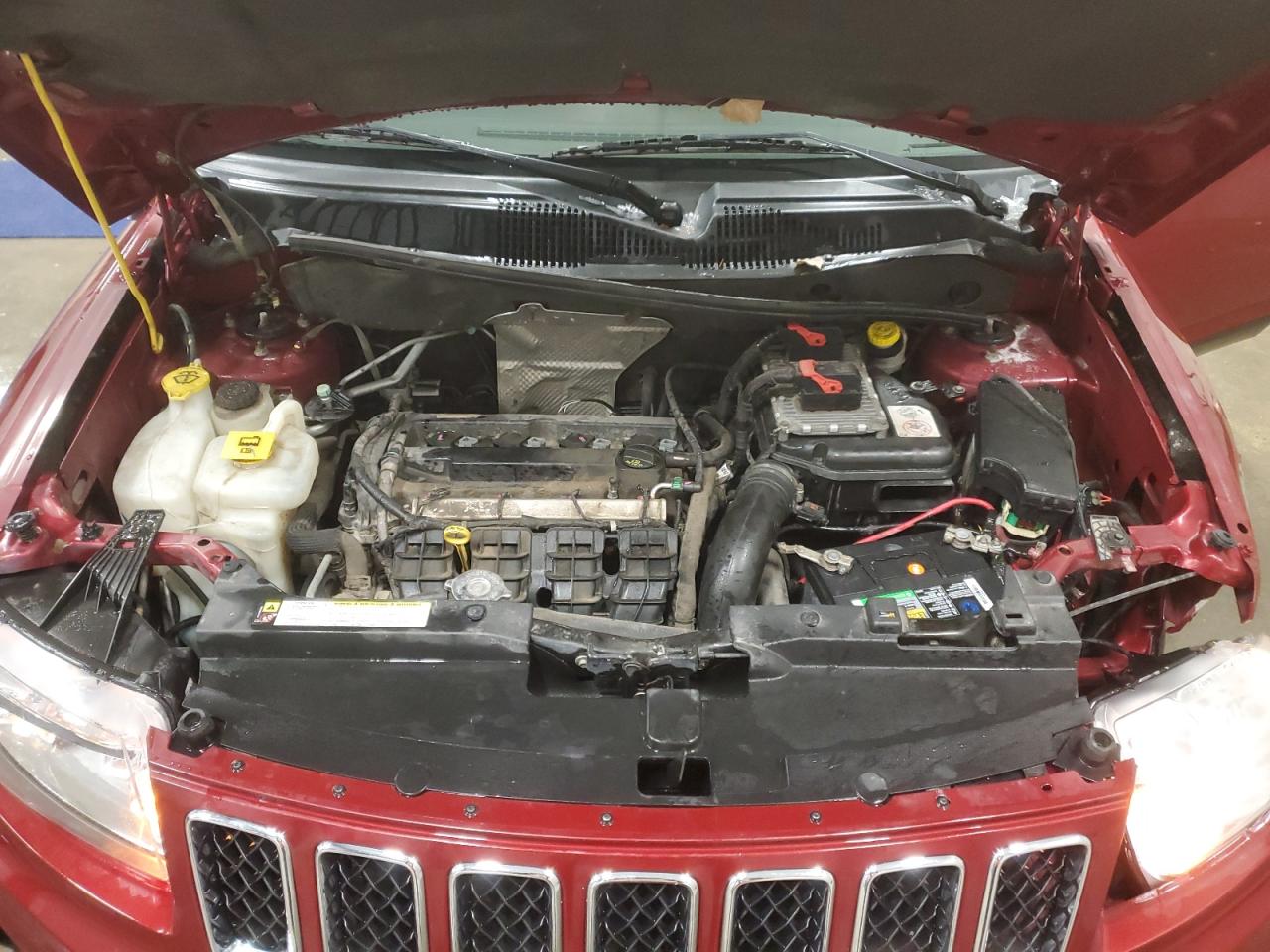 2012 Jeep Compass - Image 11
