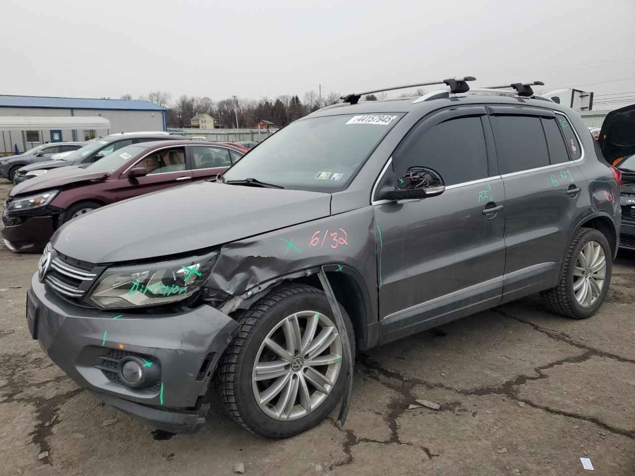 2016 Volkswagen Tiguan - Image 1