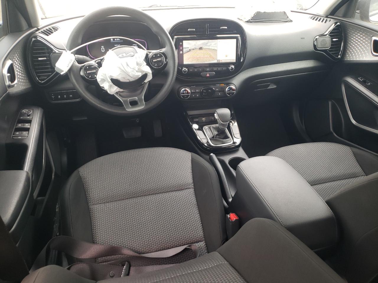 2023 Kia Soul - Image 8