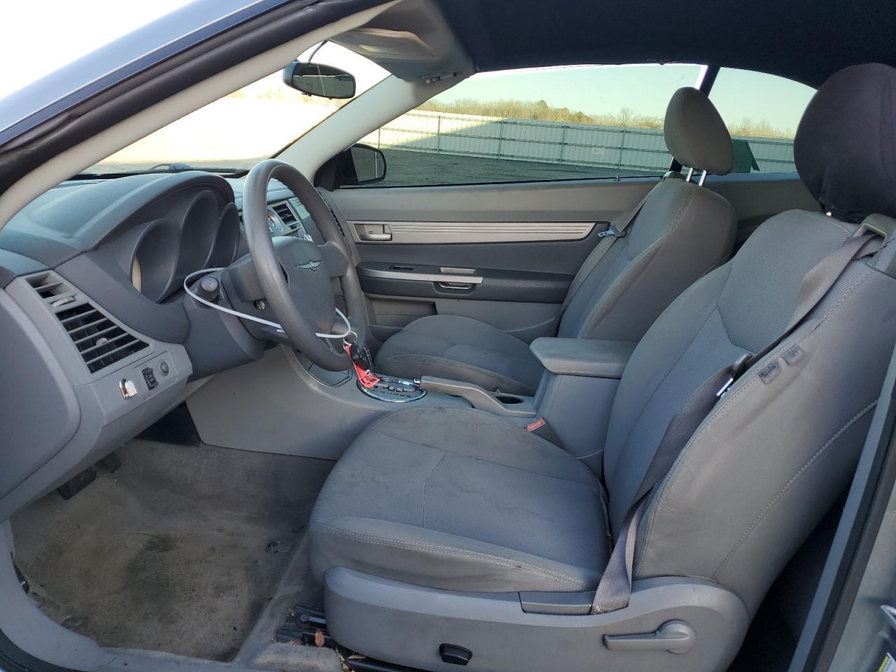 2008 Chrysler Sebring - Image 7