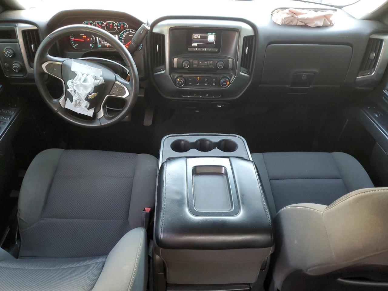 2015 Chevrolet Silverado - Image 8