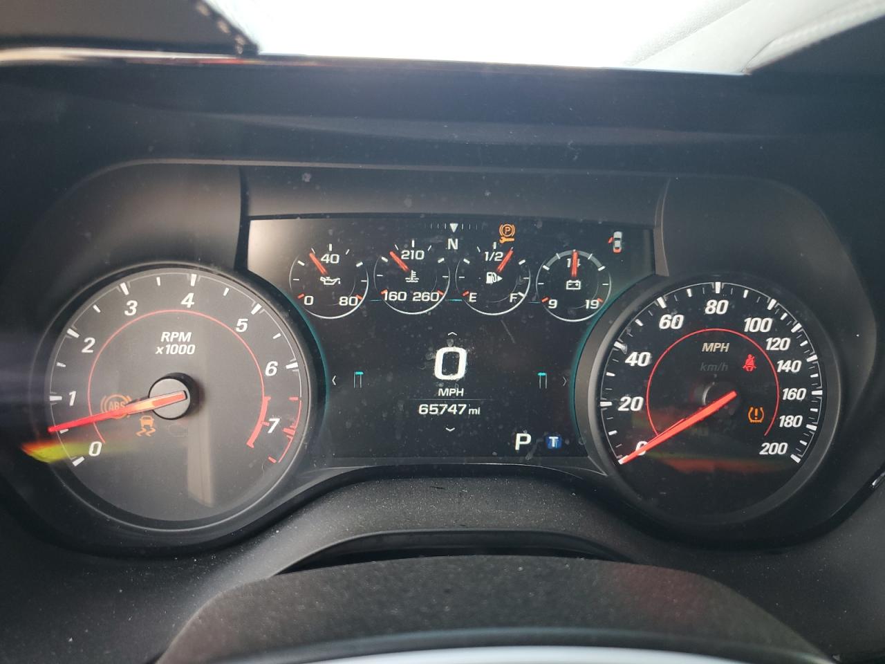 2018 Chevrolet Camaro - Image 9