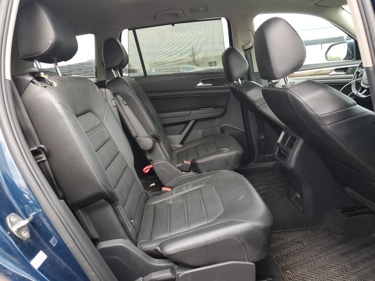 2018 Volkswagen Atlas - Image 11