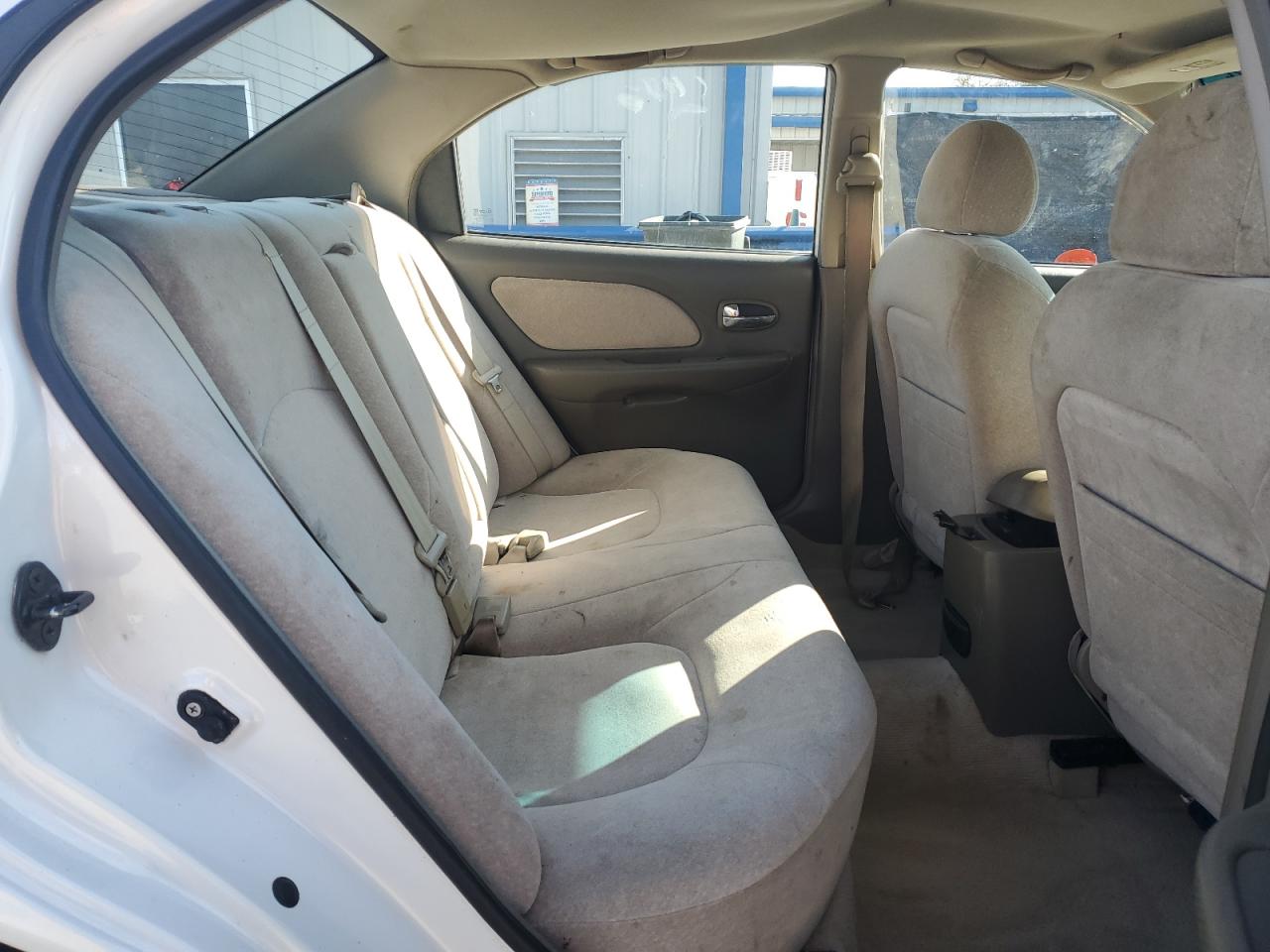 2003 Hyundai Sonata - Image 10