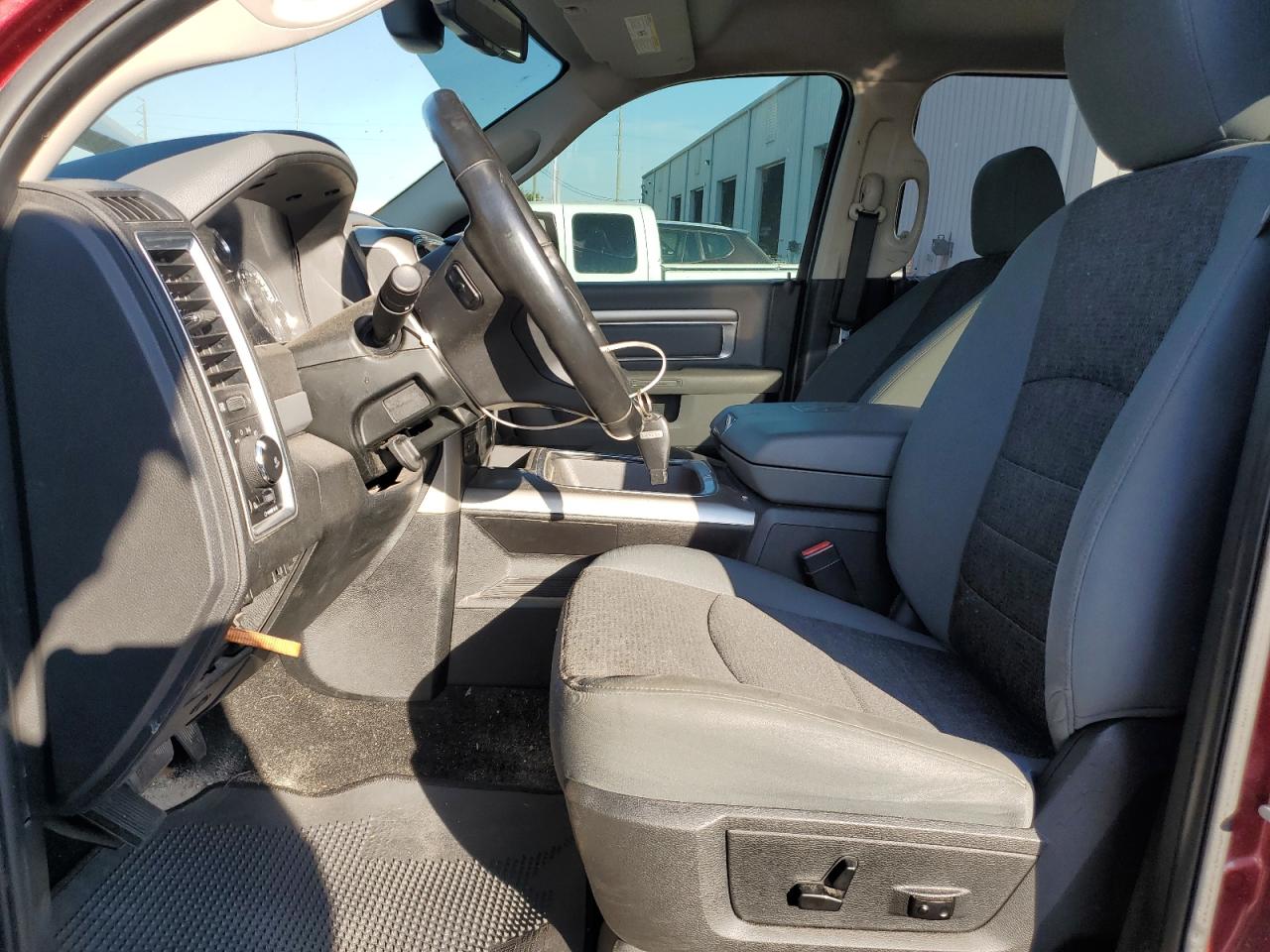 2017 RAM 1500 - Image 7