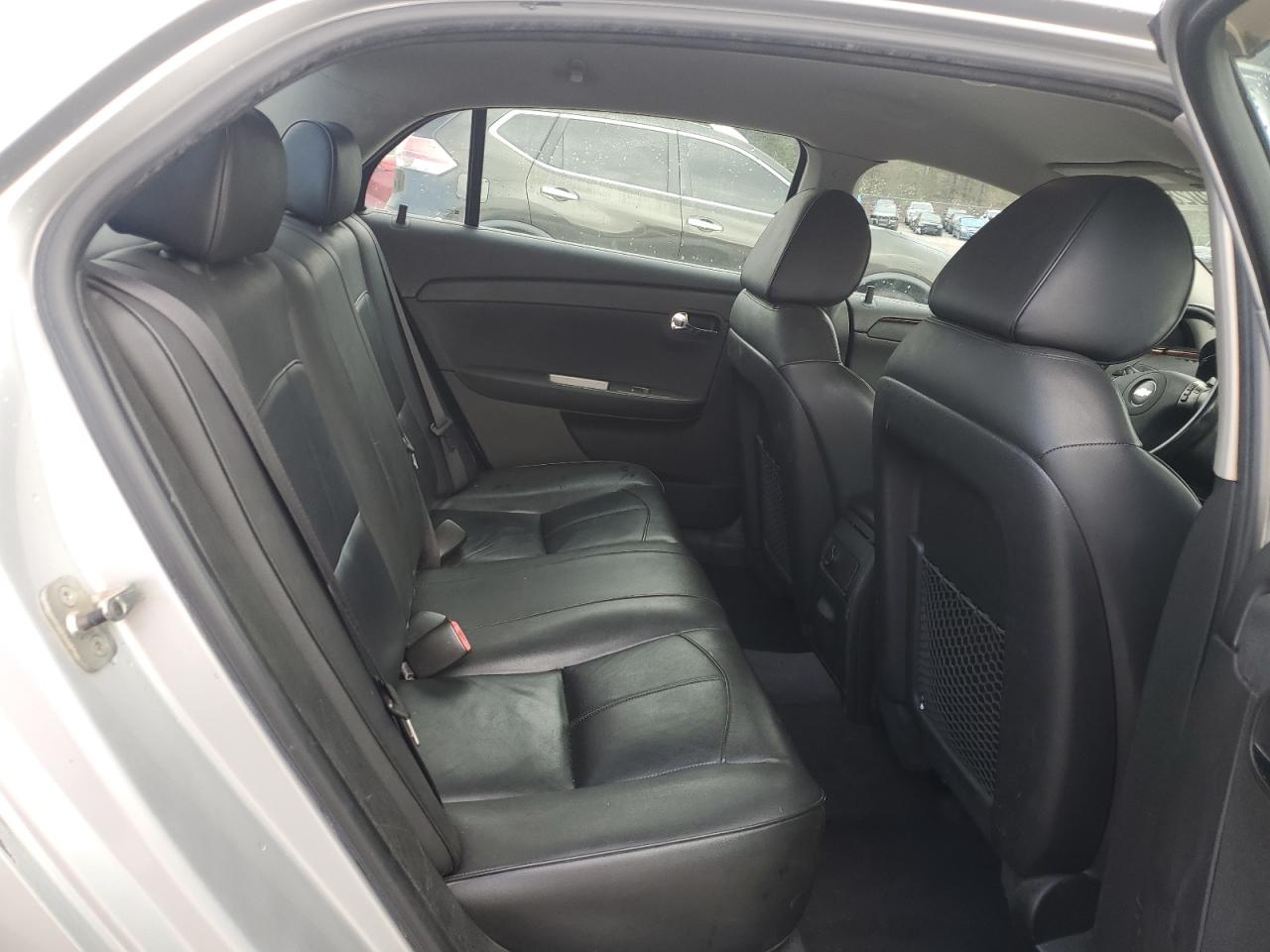 2010 Chevrolet Malibu - Image 10