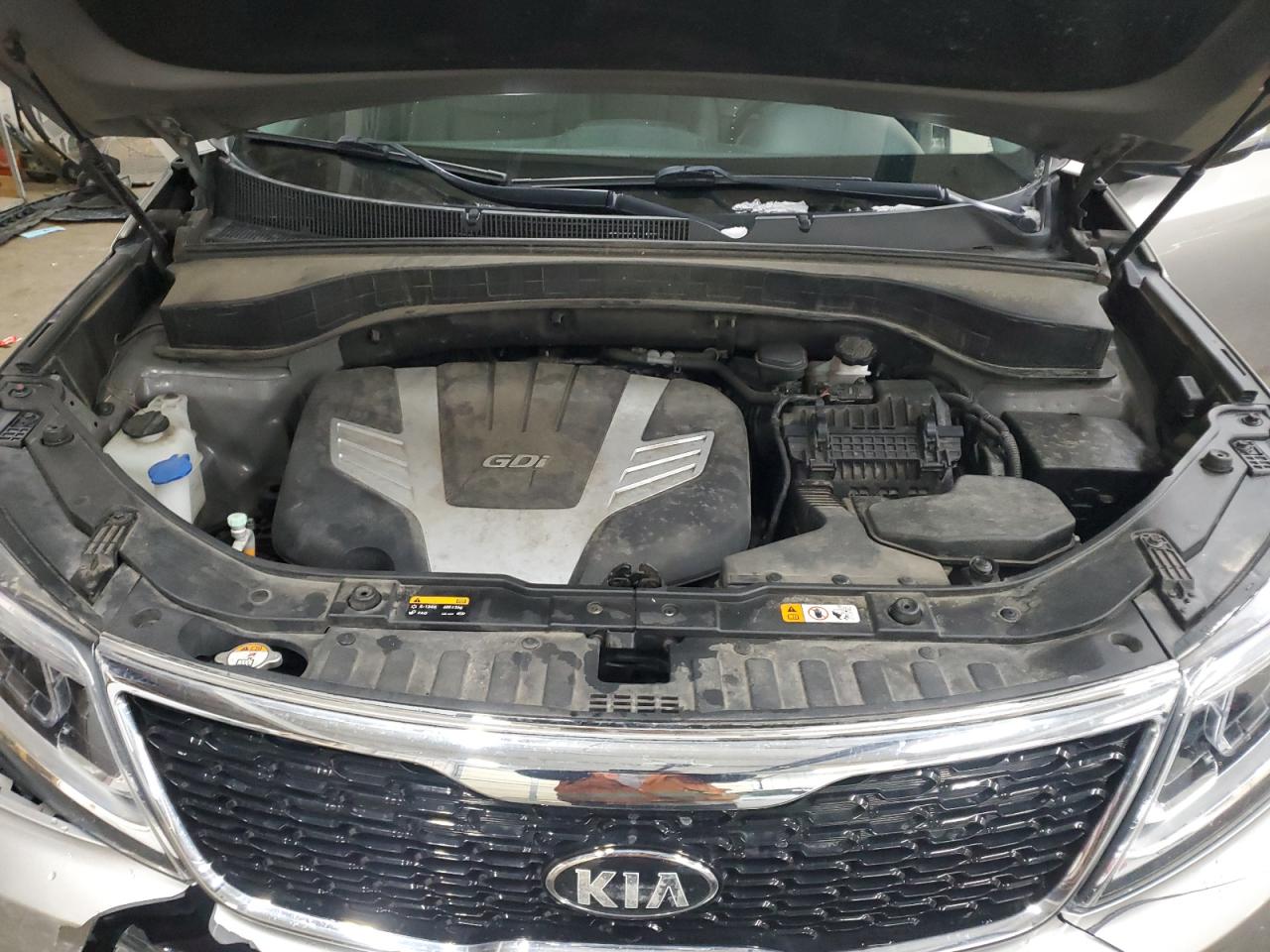 2015 Kia Sorento - Image 14