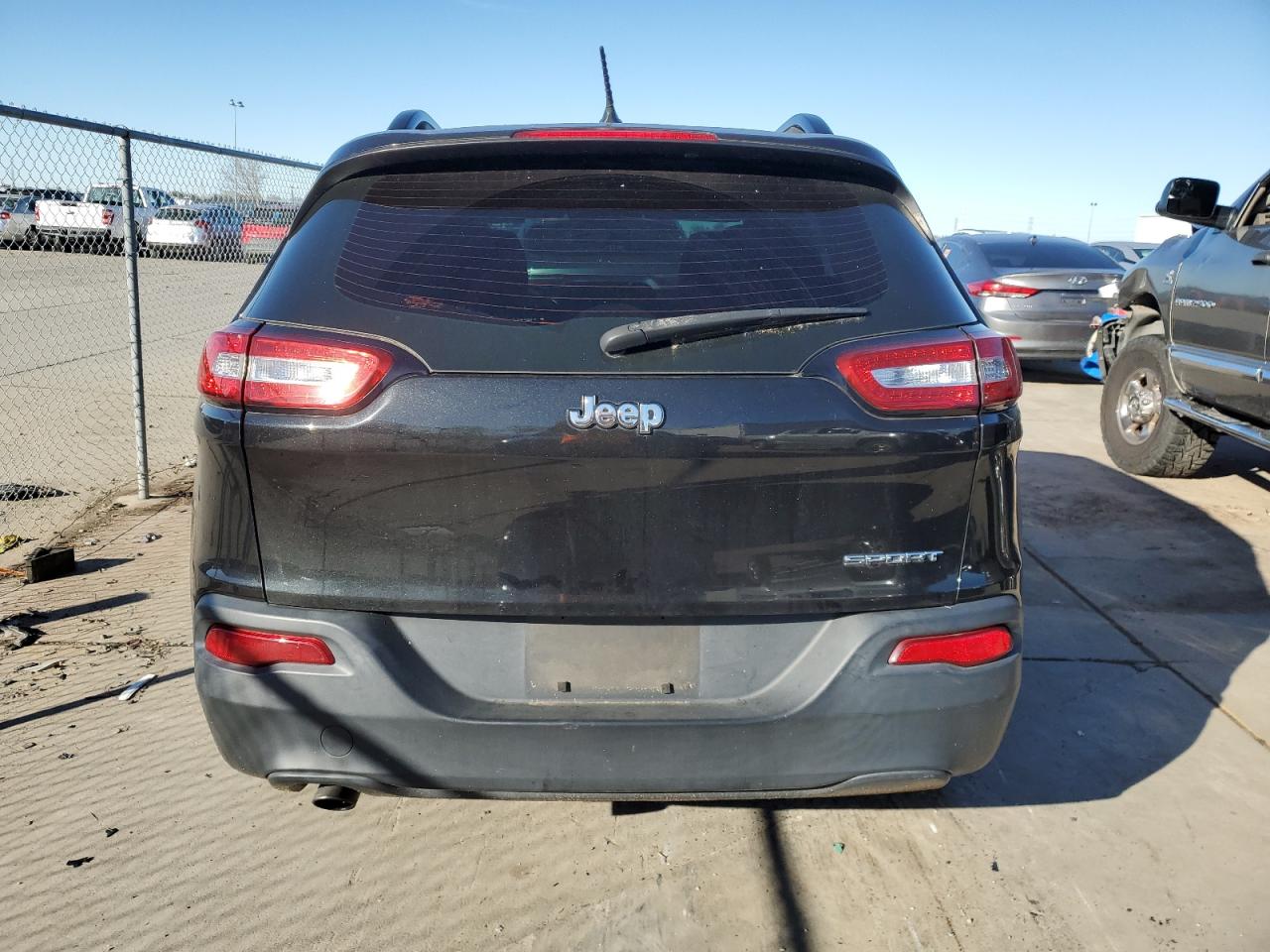 2016 Jeep Grand Cherokee - Image 6