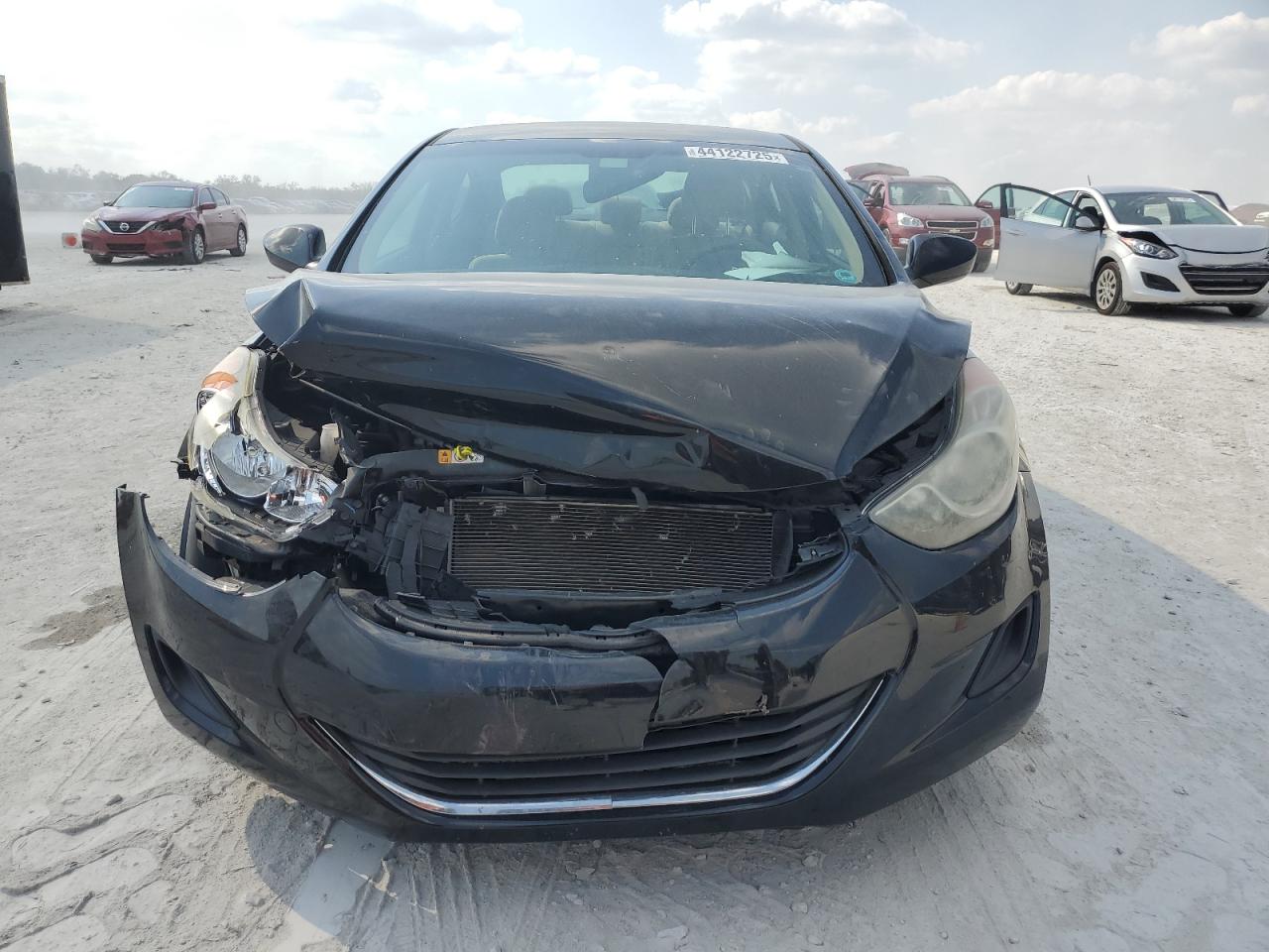 2013 Hyundai Elantra - Image 5