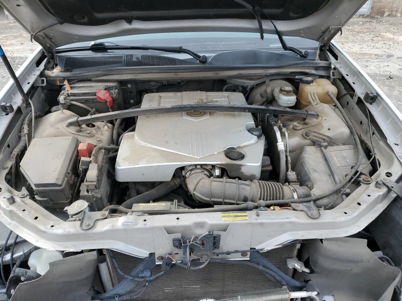 2008 Cadillac SRX - Image 11