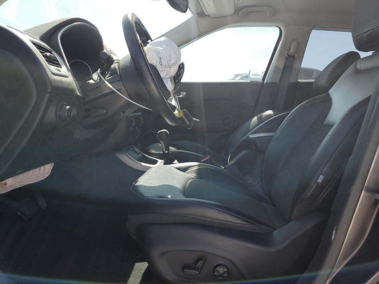 2018 Jeep Compass - Image 7