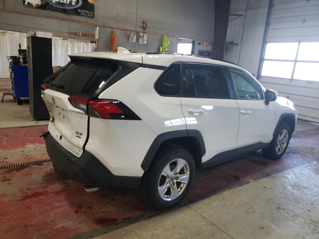 2021 Toyota RAV 4 - Image 3