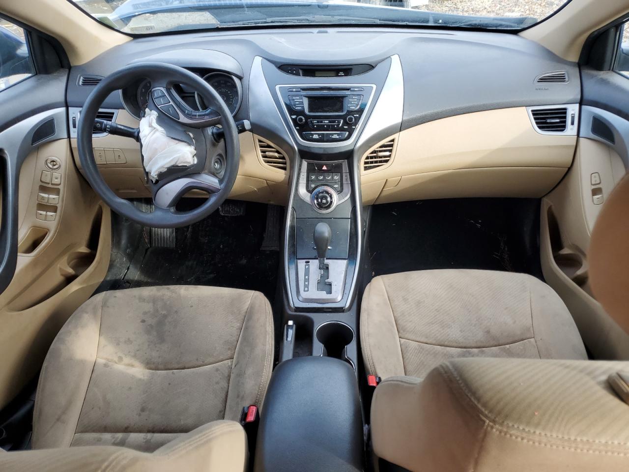 2013 Hyundai Elantra - Image 8
