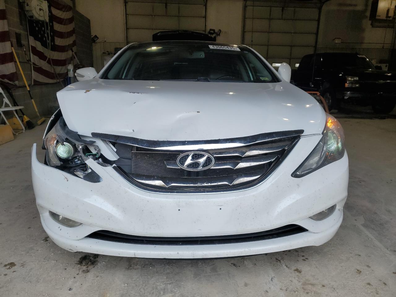 2013 Hyundai Sonata - Image 5