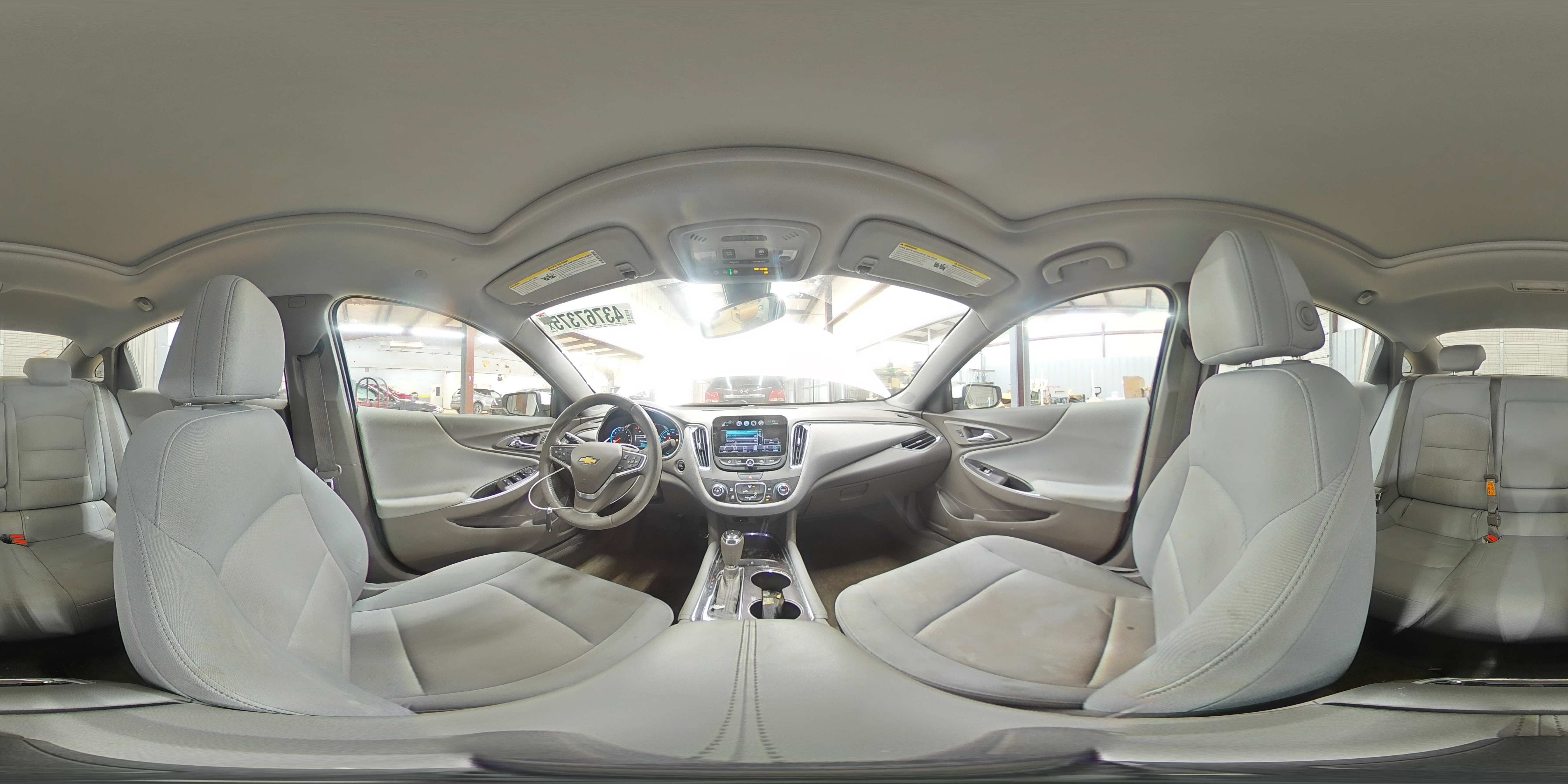 2018 Chevrolet Malibu - Image 13