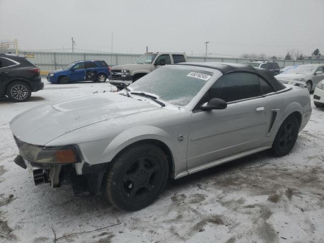 2004 Ford Mustang 