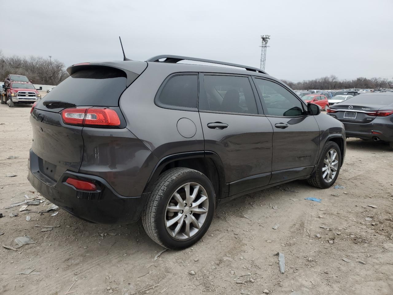 2018 Jeep Grand Cherokee - Image 3