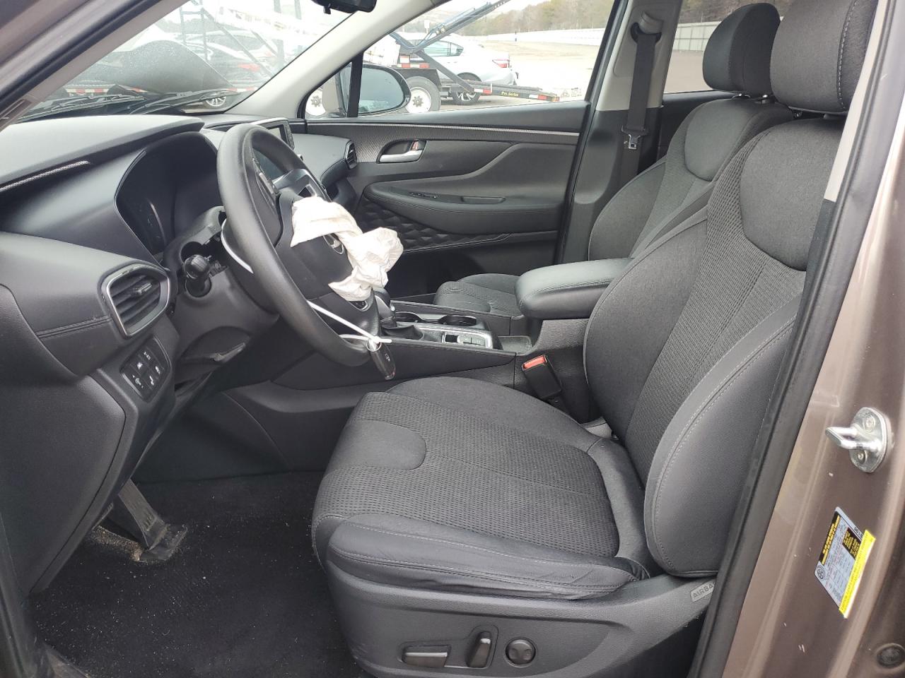 2019 Hyundai Santa Fe - Image 7