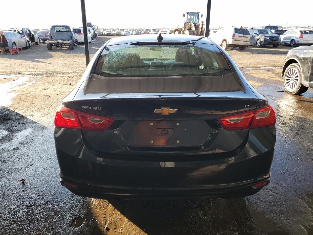 2023 Chevrolet Malibu - Image 6