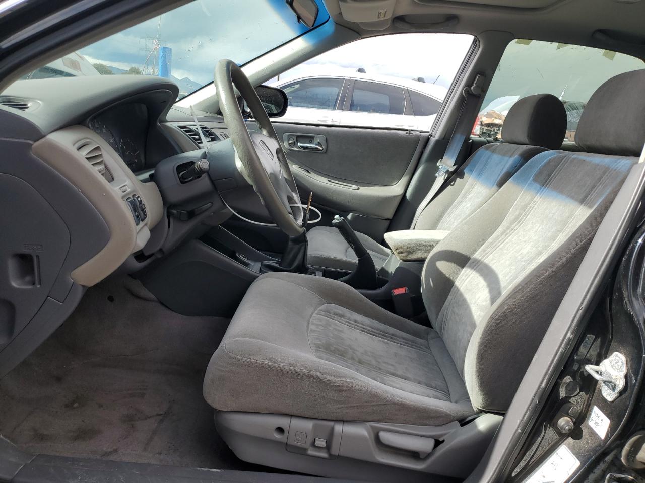 2000 Honda Accord - Image 7