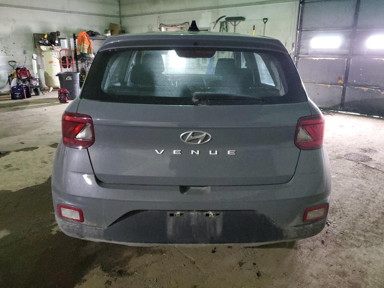 2021 Hyundai Venue - Image 6