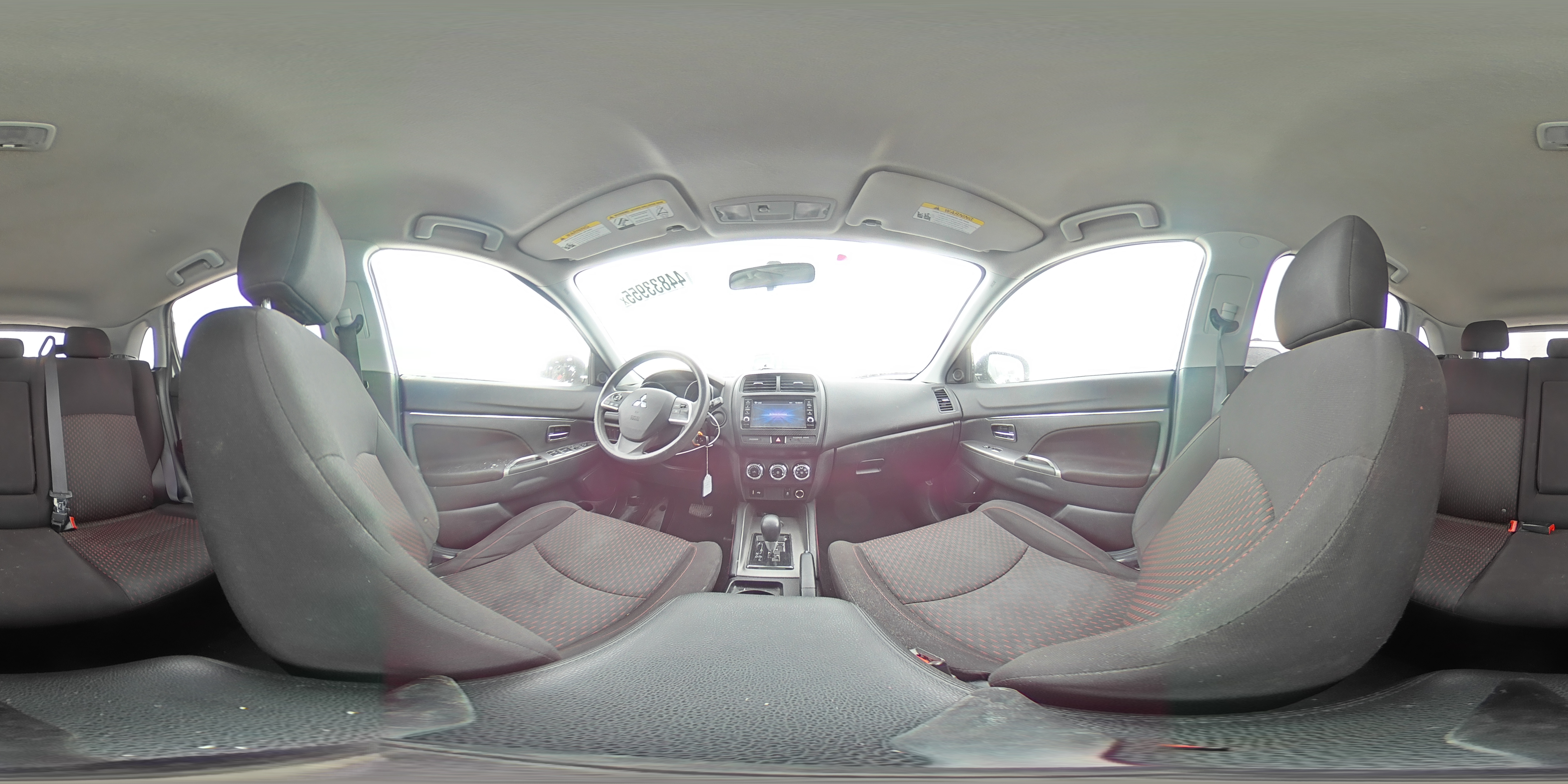2019 Mitsubishi Outlander - Image 14