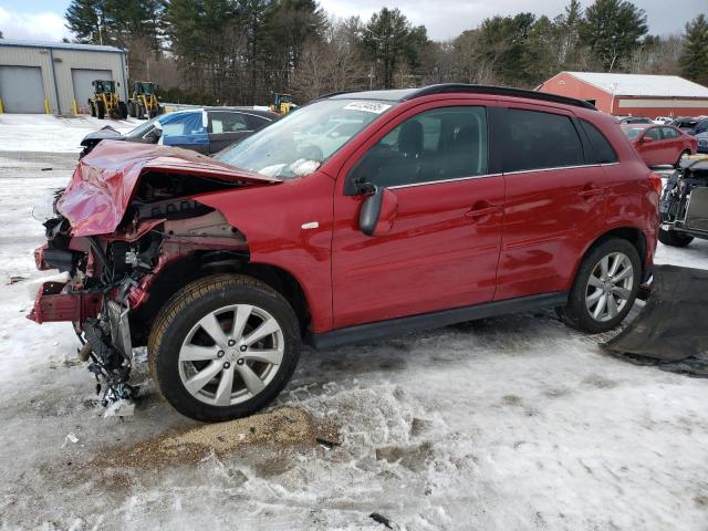 MITSUBISHI OUTLANDER 2015 Czerwony