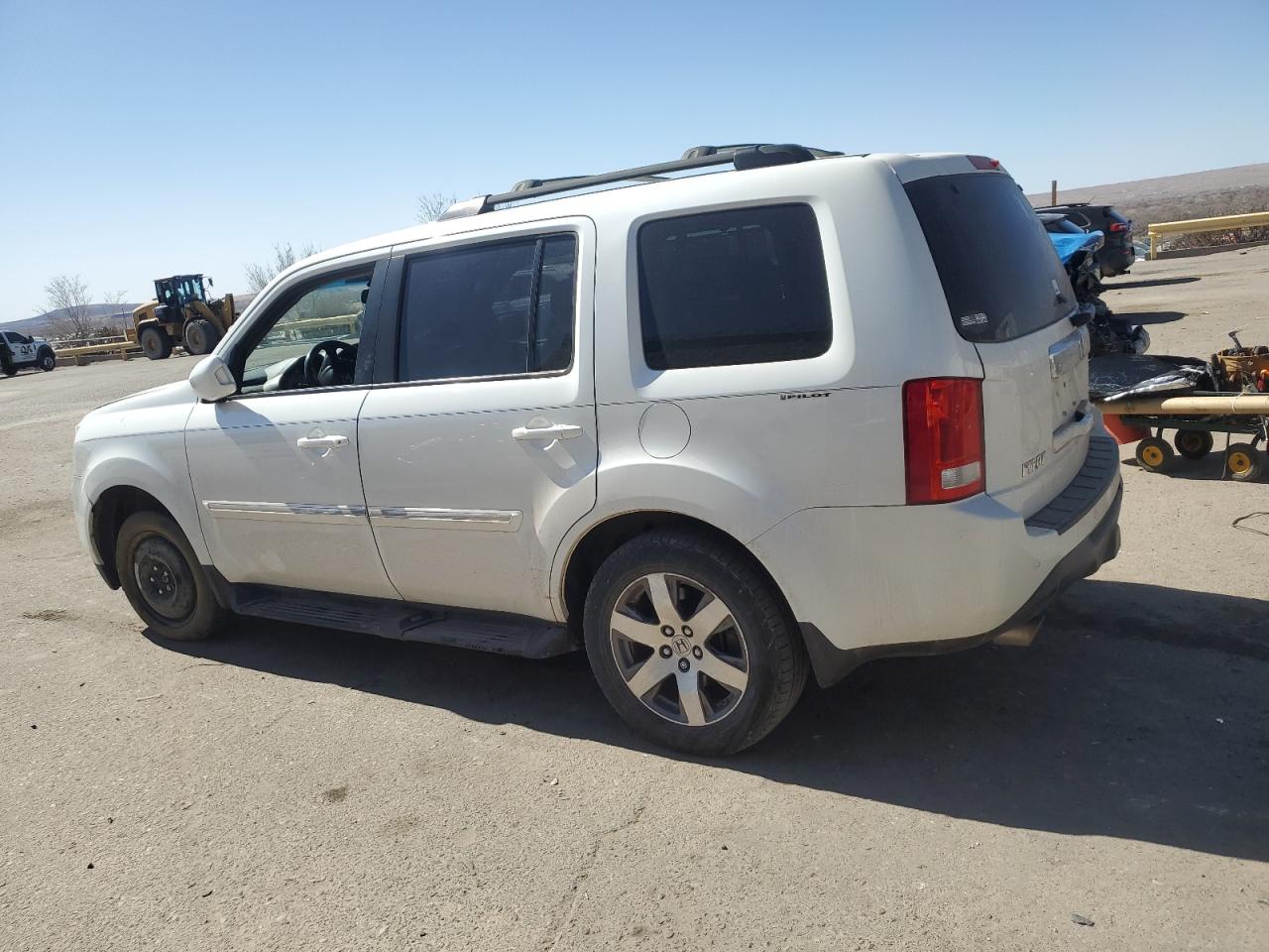 2015 Honda Pilot - Image 2