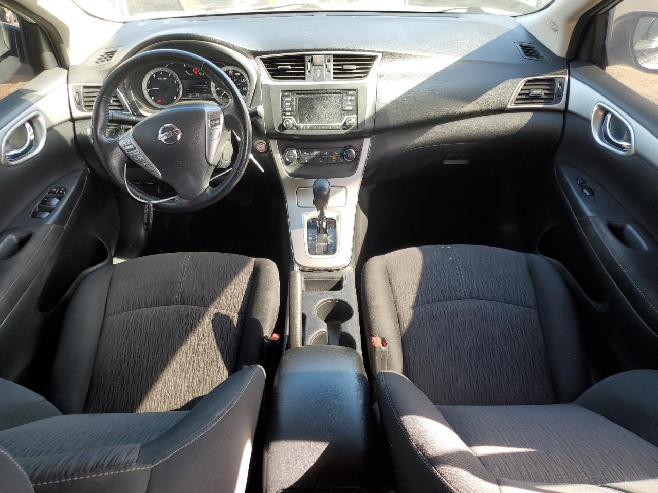 2015 Nissan Sentra - Image 8