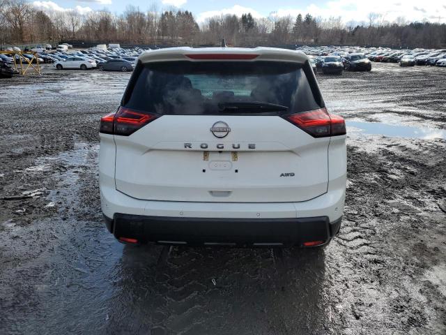  NISSAN ROGUE 2024 White