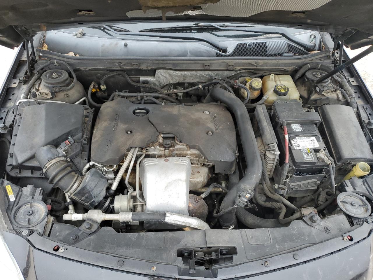 2014 Buick Regal - Image 11